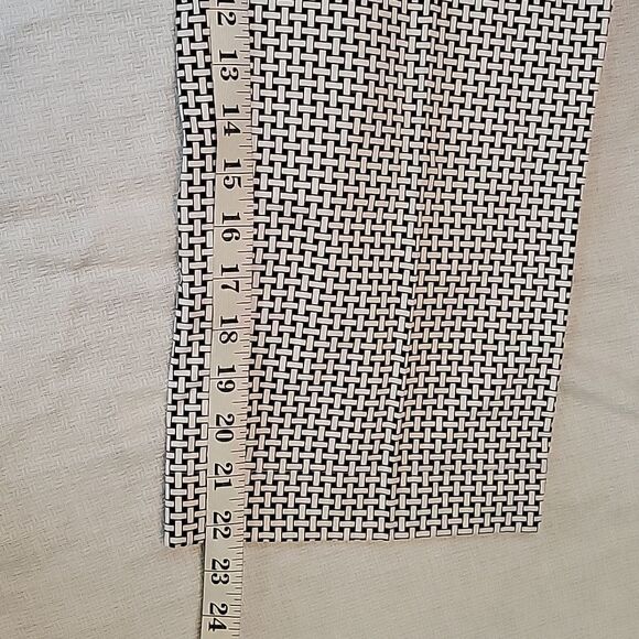 Talbots Black and White Stretch Crop Pants Size 6 Mint Condition - Picture 10 of 11